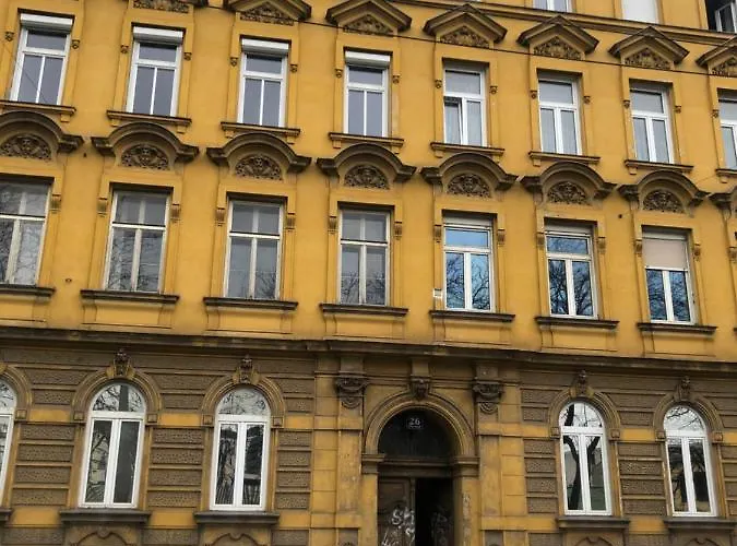 The Beautiful Italian Гостевой дом